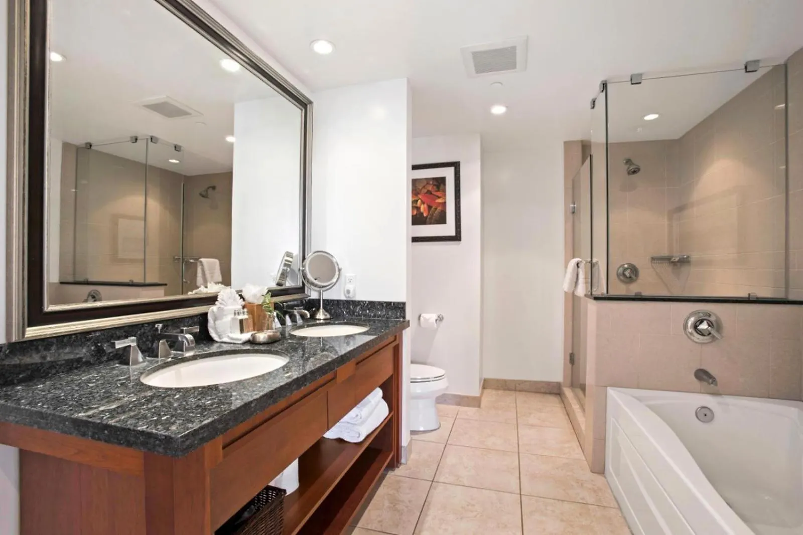 Appartement K B M Resorts- HKK-334 Extra-large 2Bd, private lanai, dual master suites, remodeled